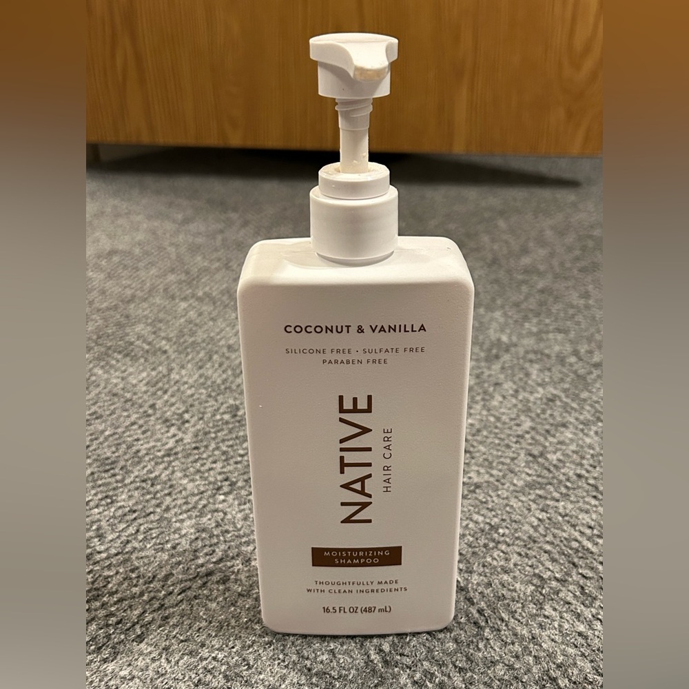 Native Coconut & Vanilla Hair Care Shampoo
